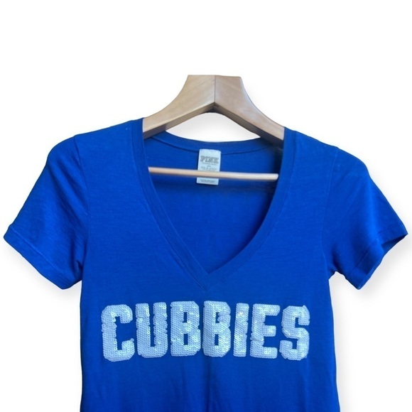 PINK Victoria’s Secret Chicago Cubbies Baseball Sequin V-Neck T-Shirt, XS - Picture 3 of 9